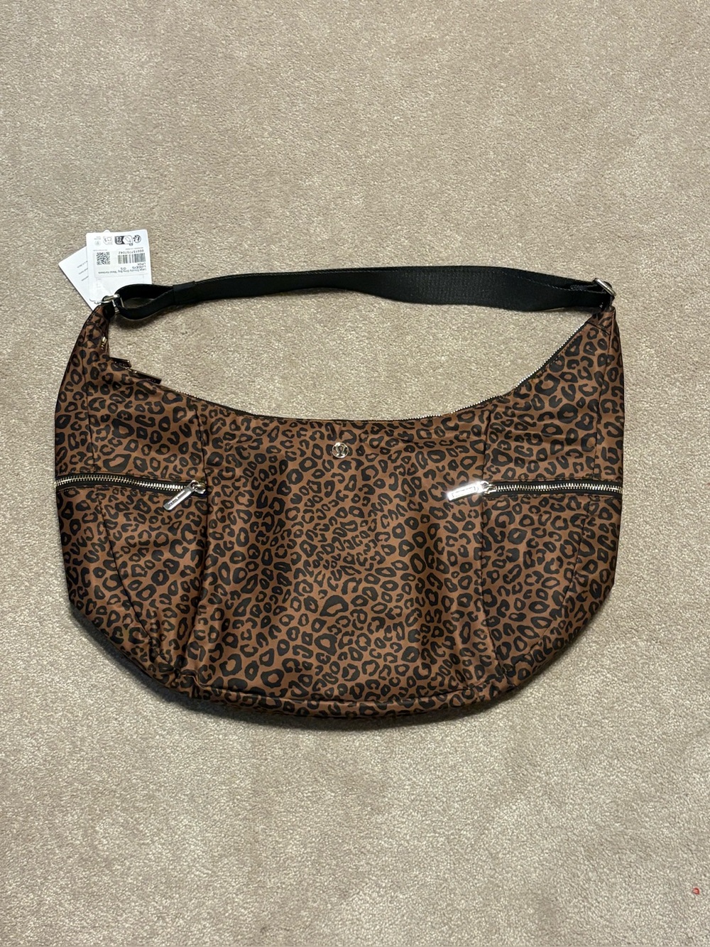 Lululemon Slouchy Sling Bag 13L NWT leopard